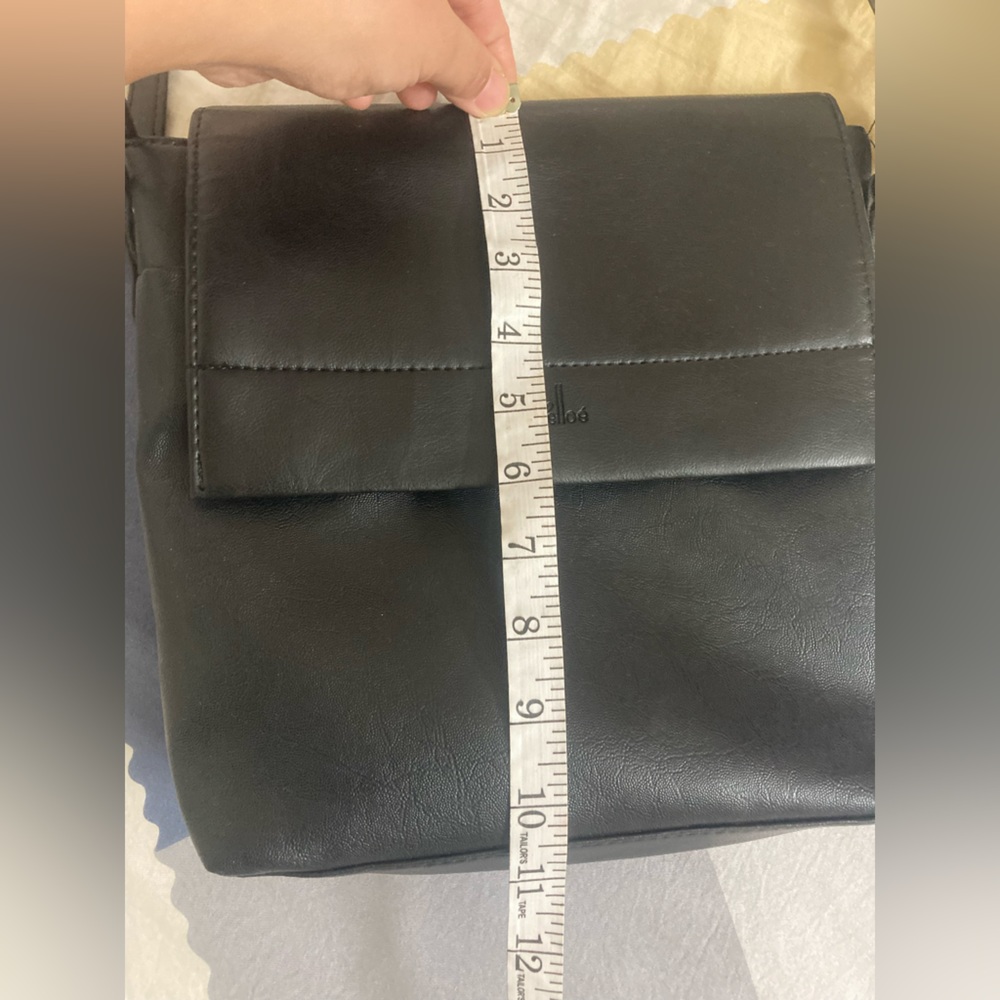 Men’s black messenger bag - Picture 6 of 6
